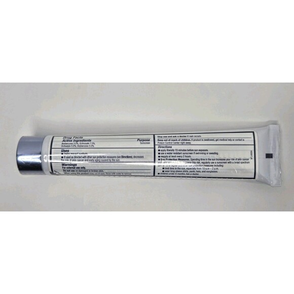 Meaningful Beauty Cindy Crawford 2 Lifting Eye Crème & 1 Skin Brightening Spf 15 - Picture 5 of 5